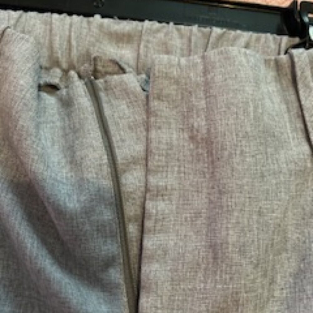 Light Grey Dress Pants-"Shein" 8/10 , zipper, pleated back waist 2 front pockets - Picture 5 of 6